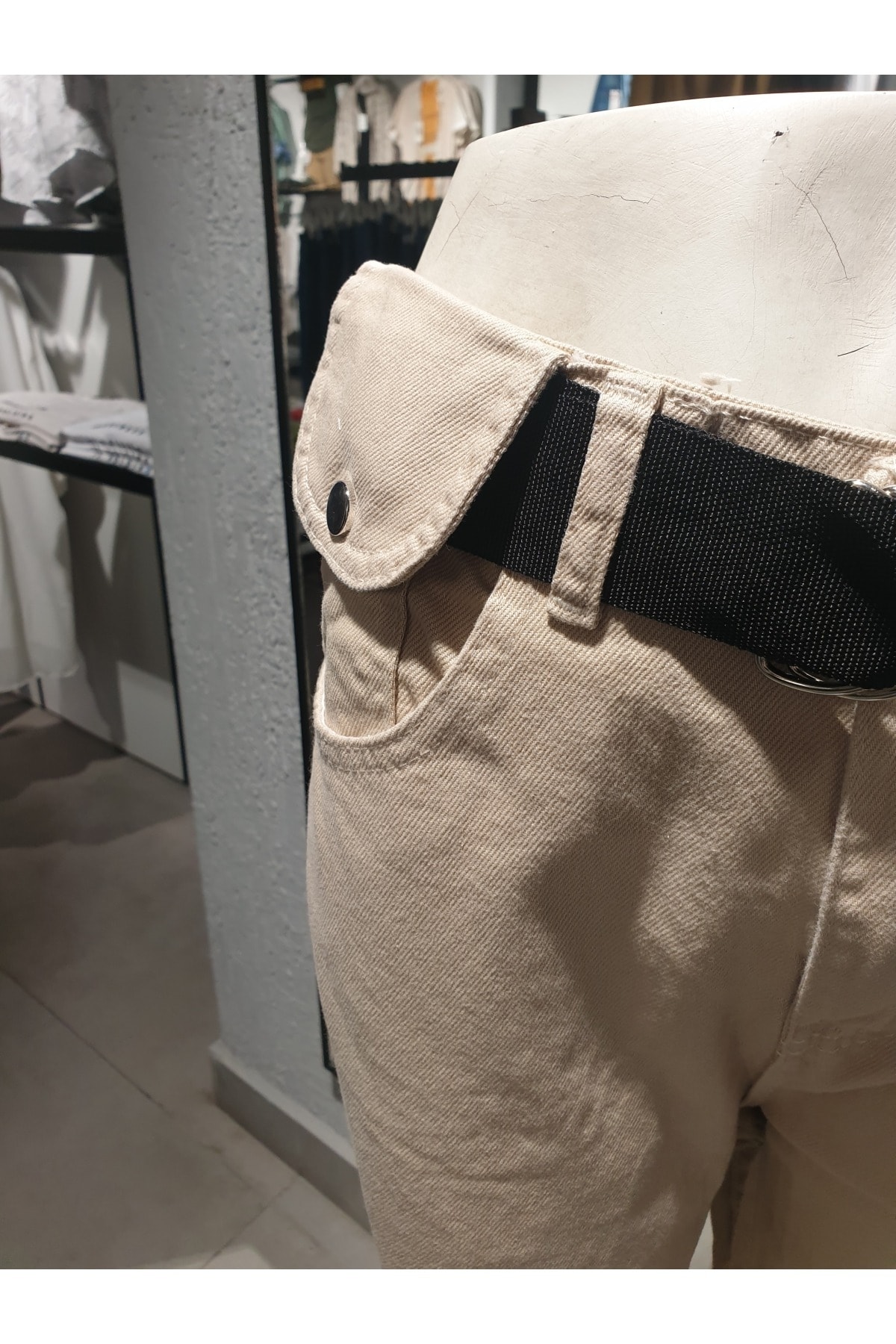 Belted Mini Pocket Gabardine Trousers