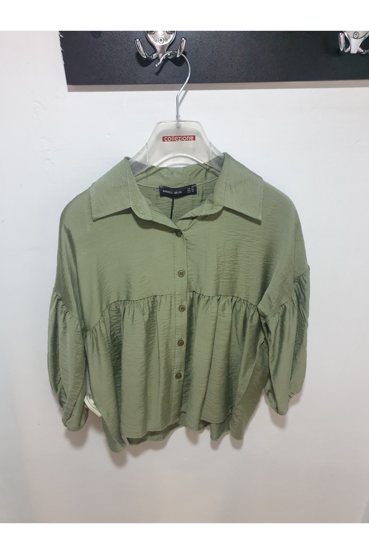 Elastic Sleeve Shirt
